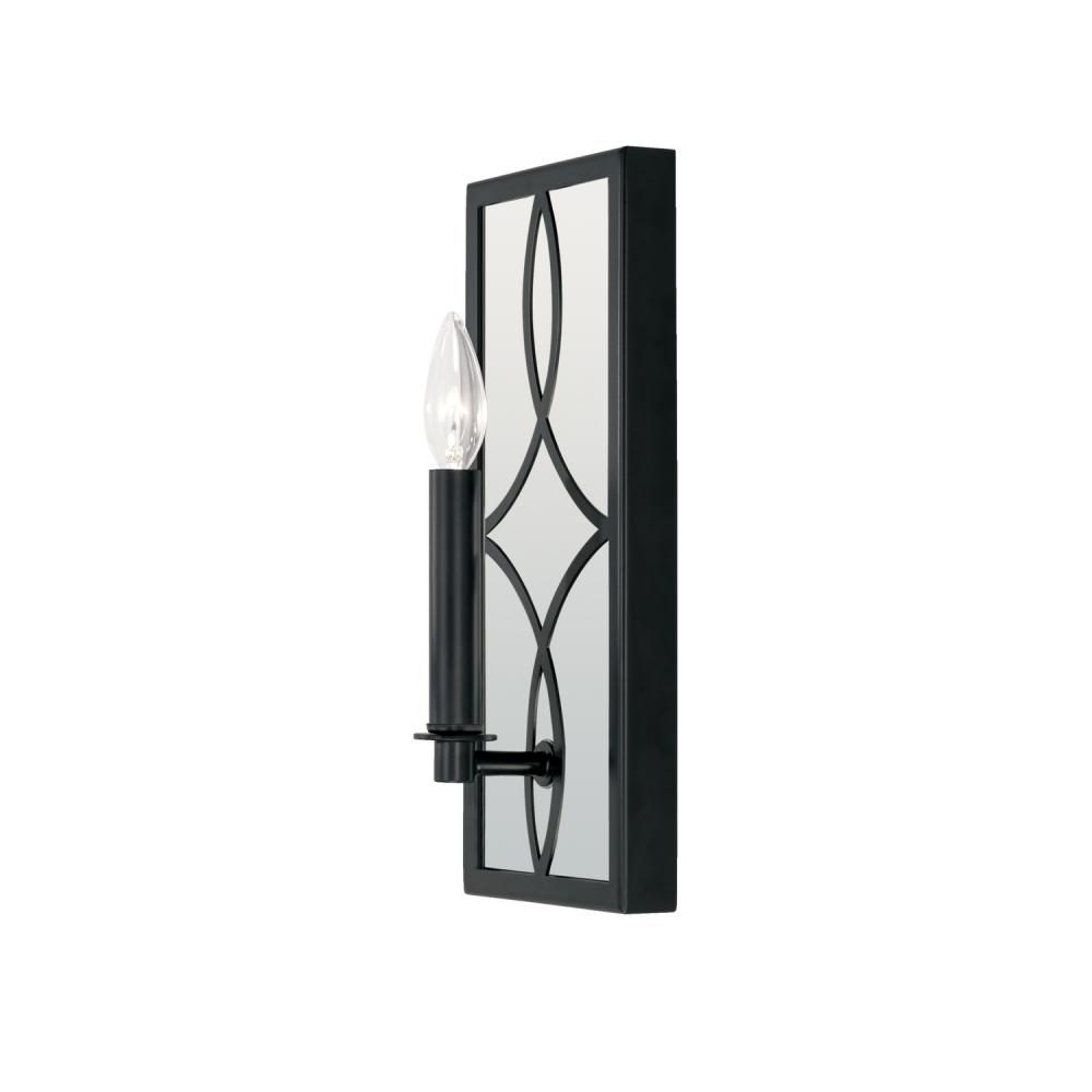 1 Light Sconce